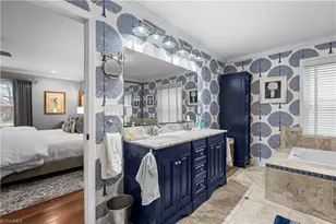 1201 Double Oaks Rd, Greensboro, NC 27410 - Photo 24