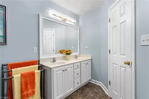 2572 Farrell Rd, Mebane, NC 27302 - Photo 12