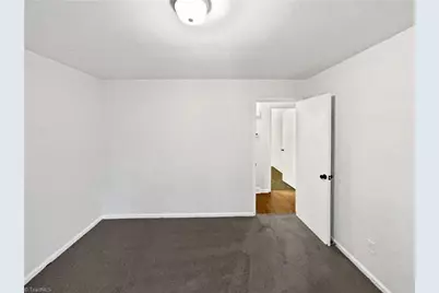 150 Roswell Drive, Kernersville, NC 27284 - Photo 8