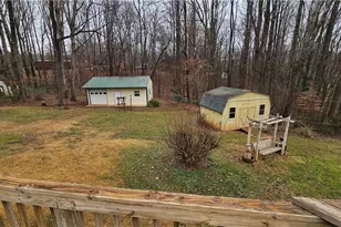 110 Hillside Ct, King, NC 27021 - Photo 28
