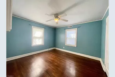 1311 Cardinal Place, Greensboro, NC 27408 - Photo 8