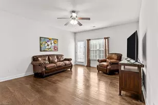 4320 Crosspointe Ln, Kernersville, NC 27284 - Photo 6