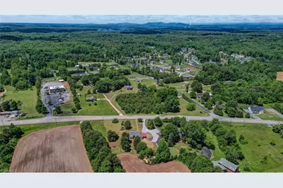 7792 Nc Highway 68, Stokesdale, NC 27357 - Photo 40