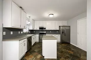 132 Stone Moss Ln, Winston-Salem, NC 27127 - Photo 8