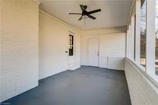 5038 Longbrook Cir, Winston-Salem, NC 27105 - Photo 36