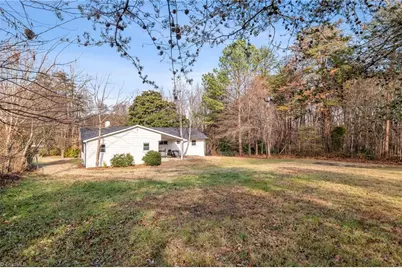 5038 Longbrook Circle, Winston-Salem, NC 27105 - Photo 40