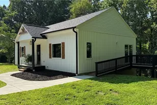 148 Buena Vista Dr, Pilot Mountain, NC 27041 - Photo 4