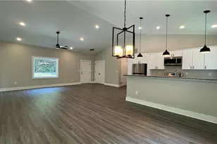 148 Buena Vista Dr, Pilot Mountain, NC 27041 - Photo 18