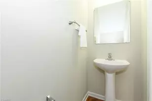 4603 Village Square Ct, Greensboro, NC 27409 - Photo 22