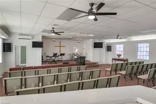 402 Worth St, Mount Airy, NC 27030 - Photo 4