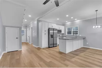 519 Sunrise Avenue, Asheboro, NC 27203 - Photo 6