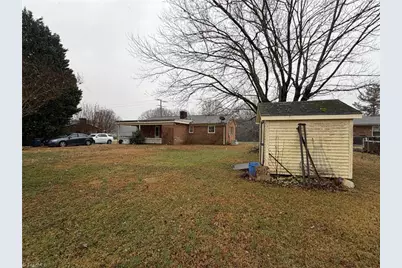 1617 Bunker Hill Sandy Ridge Road, Kernersville, NC 27284 - Photo 10