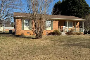 1617 Bunker Hill Sandy Ridge Rd, Kernersville, NC 27284 - Photo 6