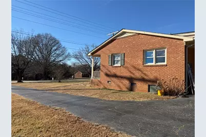 1617 Bunker Hill Sandy Ridge Road, Kernersville, NC 27284 - Photo 4