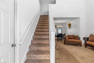 615 Old Heritage Trail, Greensboro, NC 27401 - Photo 6