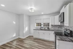 1111 Morningside Dr, Burlington, NC 27217 - Photo 14