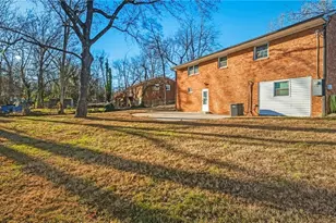 1111 Morningside Dr, Burlington, NC 27217 - Photo 32