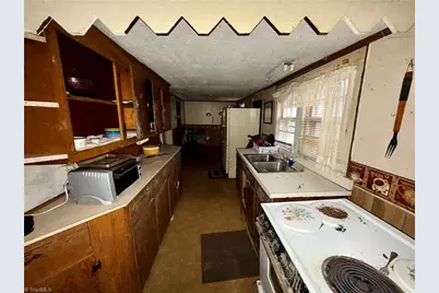 7246 Old US Highway 64, Trinity, NC 27370 - Photo 8