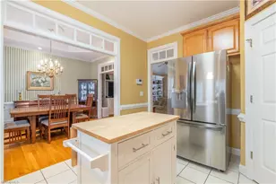 5250 Meadowlark Glen Ln, Winston-Salem, NC 27106 - Photo 10