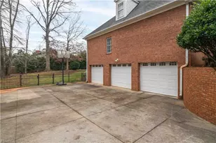 5250 Meadowlark Glen Ln, Winston-Salem, NC 27106 - Photo 36