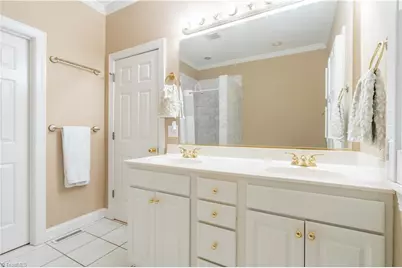 5250 Meadowlark Glen Lane, Winston-Salem, NC 27106 - Photo 26