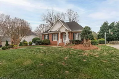 5250 Meadowlark Glen Lane, Winston-Salem, NC 27106 - Photo 2