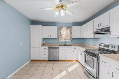 2310 Blecker Drive, Winston-Salem, NC 27107 - Photo 4