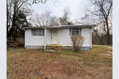 148 East Street, Milton, NC 27305 - Photo 1
