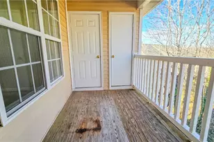 2033 Salem Bluff Dr, Winston-Salem, NC 27127 - Photo 12