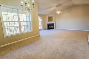 2033 Salem Bluff Dr, Winston-Salem, NC 27127 - Photo 4