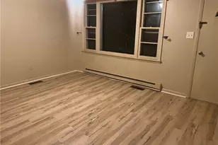 124 Kimberly St, Mount Airy, NC 27030 - Photo 8