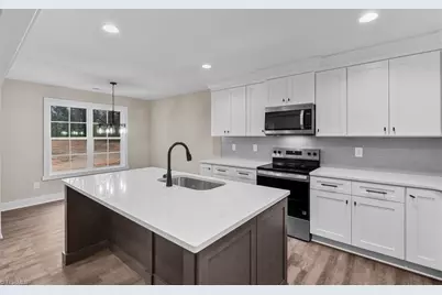 125 Albertson Road, Thomasville, NC 27360 - Photo 8