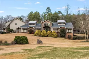 8905 Milestone Point, Clemmons, NC 27012 - Photo 2