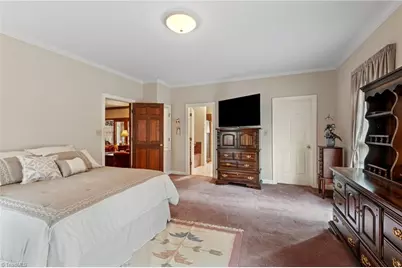 924 Ashley Glen Drive, Winston-Salem, NC 27104 - Photo 36