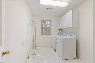 924 Ashley Glen Drive, Winston-Salem, NC 27104 - Photo 26