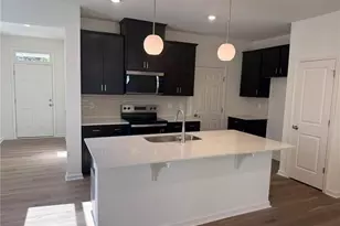 206 Parker Ln, Mebane, NC 27302 - Photo 2