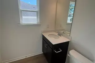 206 Parker Ln, Mebane, NC 27302 - Photo 8