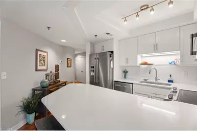 315 N Spruce Street #408, Winston-Salem, NC 27101 - Photo 6