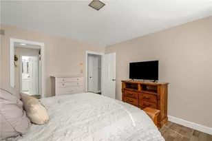 4 Chesterfield Ct, Greensboro, NC 27410 - Photo 22