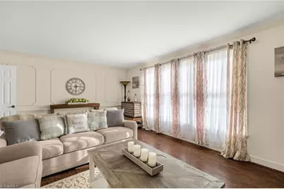 4 Chesterfield Court, Greensboro, NC 27410 - Photo 8