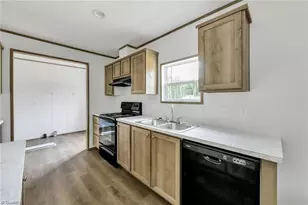 253 Ridge Top Rd, North Wilkesboro, NC 28659 - Photo 16