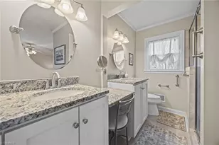 1625 Robinhood Dr, Burlington, NC 27217 - Photo 16
