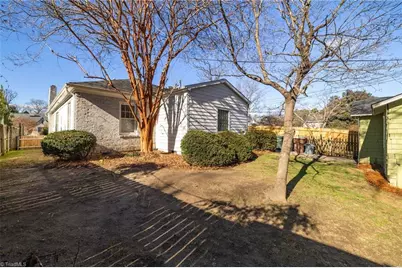 304 N Tremont Drive, Greensboro, NC 27403 - Photo 34