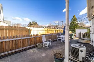 304 N Tremont Dr, Greensboro, NC 27403 - Photo 28