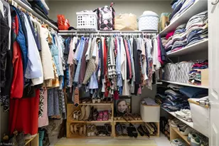 304 N Tremont Dr, Greensboro, NC 27403 - Photo 22