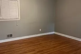 5200 Robinwood Dr, Charlotte, NC 28215 - Photo 10