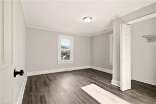 4029 Hilda St, Winston-Salem, NC 27101 - Photo 8