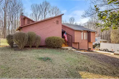 6590 Riverwood Road, Walkertown, NC 27051 - Photo 4