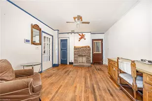 827 Shell Rd, Thomasville, NC 27360 - Photo 14