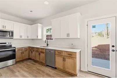 1679 Old Hollow Road, Winston-Salem, NC 27105 - Photo 6